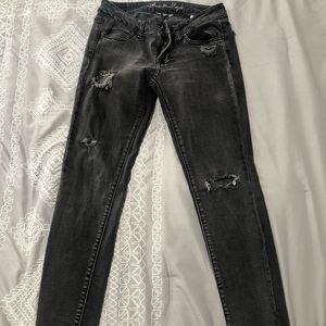 American Eagle Size 4 Charcoal Skinny Jeans